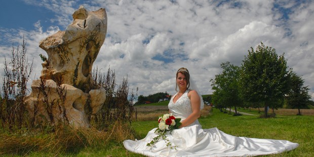 Destination-Wedding - Preisniveau Hochzeitsfeier: €€ - Viele Fotomotive in Lamplstätt - Hochzeitsstadl Lamplstätt 