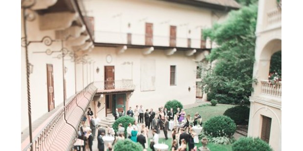 Destination-Wedding - Preisniveau Hochzeitsfeier: €€€ - Oststeiermark - Heiraten im Schloss Obermayerhofen in der Steiermark.
Foto © stillandmotionpictures.com - Schlosshotel Obermayerhofen