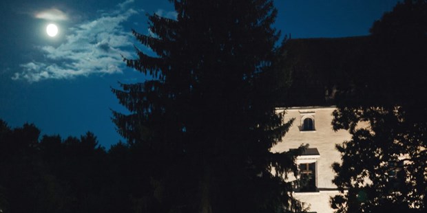 Destination-Wedding - Art der Location: Hotel / Chalet - PLZ 8272 (Österreich) - Heiraten im Schloss Obermayerhofen in der Steiermark.
Foto © stillandmotionpictures.com - Schlosshotel Obermayerhofen