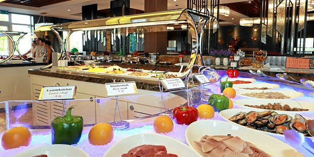 Destination-Wedding - Umgebung: am Meer - Buffet für Grillspeziälitäten - Chinarestaurant Fudu Rheinfelden