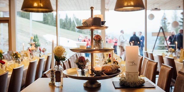Destination-Wedding - Umgebung: in den Bergen - Tirol - Heiraten im Lizum 1600, in 6094 Axams.
Foto © blitzkneisser.com - Lizum 1600