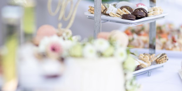 Destination-Wedding - Preisniveau Hochzeitsfeier: €€ - Neusiedler See - Typisch für das Burgenland sind die originellen Kekse. - VILA VITA Pannonia