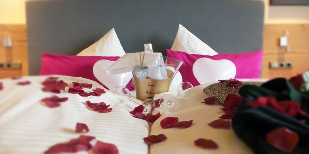 Destination-Wedding - Personenanzahl - Hochzeits-Suite für das Brautpaar - My Alpenwelt Resort****Superior