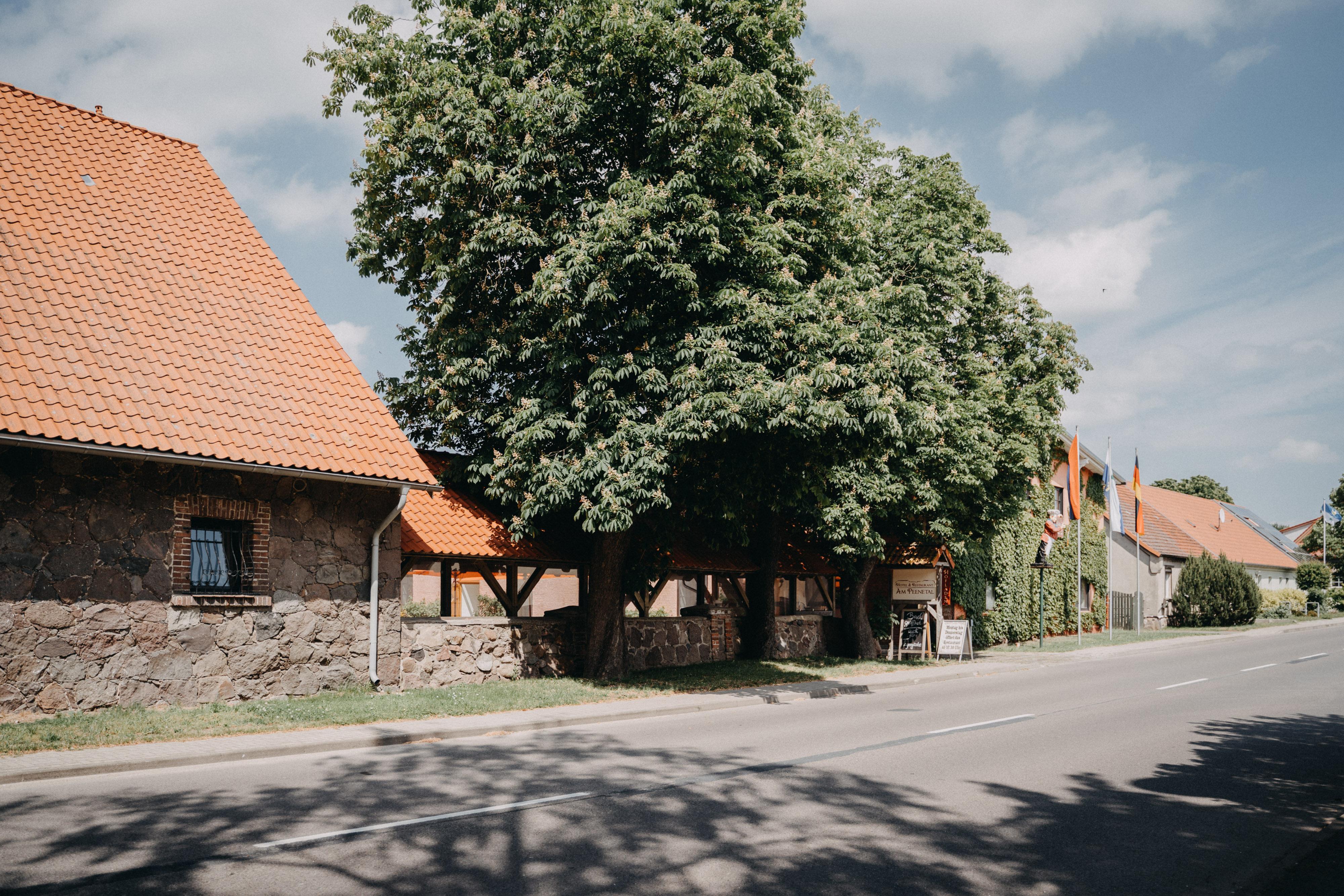 Hochzeitslocation - Der Gutshof Liepen vom Hotel & Restaurant Am Peenetal in Mecklenburg-Vorpommern. - Hotel & Restaurant Am Peenetal