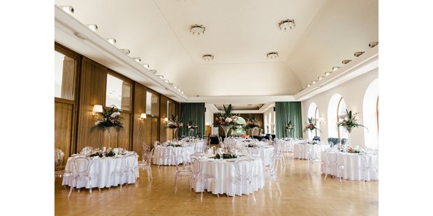 Destination-Wedding - woliday Programm: Standesamtliche Trauung - Bad Vöslau - Kursalon Bad Vöslau