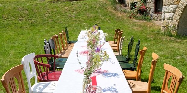 Destination-Wedding - Garten - Die großen Wiesenflächen des Riegelhof eigenen sich ideal für eine Hochzeit im Freien. - Riegelhof - Landsitz Doderer
