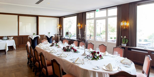 Destination-Wedding - Preisniveau Hochzeitsfeier: €€€€ - Ruhrgebiet - Rechter Wintergarten - Schlosshotel Hugenpoet