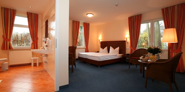 Destination-Wedding - Preisniveau Zimmer/Suiten: € - Seenplatte - Doppelzimmer Large, behindertengerecht - Seehotel Heidehof