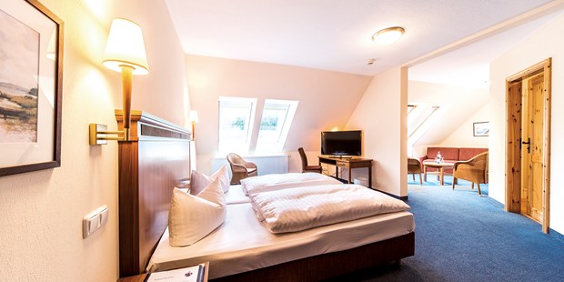 Destination-Wedding - Preisniveau Zimmer/Suiten: € - Deutschland - Doppelzimmer Large - Seehotel Heidehof