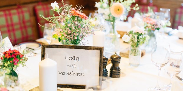 Destination-Wedding - Preisniveau Hochzeitsfeier: keine Angabe - Tischdekoration Hospiz Alm - arlberg1800 RESORT
