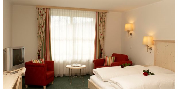 Destination-Wedding - Preisniveau Zimmer/Suiten: €€ - Bregenzerwald - Zimmer - Hotel Krone
