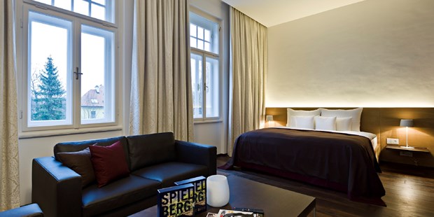 Destination-Wedding - Preisniveau Zimmer/Suiten: €€ - Steirerschlössl Suite - Hotel Steirerschlössl