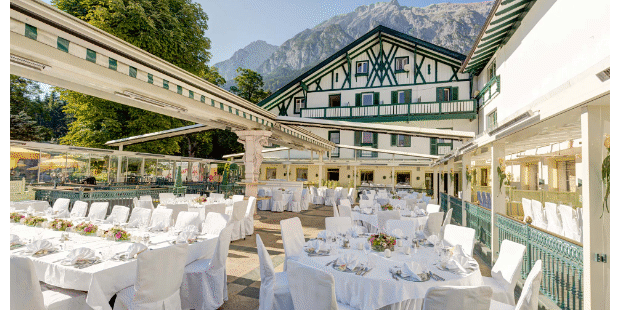 Destination-Wedding - Umgebung: im Park - Wintergarten - Alpenhotel Speckbacher Hof