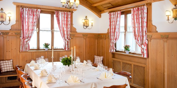 Destination-Wedding - Art der Location: Restaurant - Oberbayern - Die gemütliche und kleine Hopfenstube  - Hotel IMLAUER & Bräu