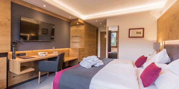 Destination-Wedding - Preisniveau Zimmer/Suiten: €€ - Pongau - Zimmer im alpinen Stil - Sporthotel Wagrain