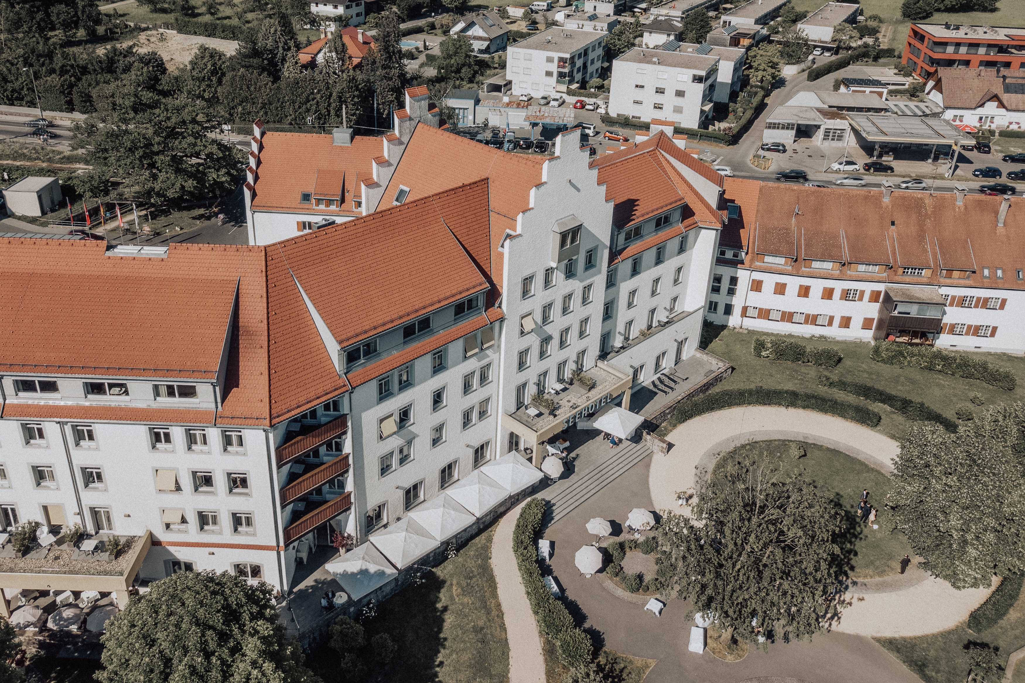 Hochzeitslocation - Blick auf das Sentido Seehotel Am Kaiserstrand vom Bodensee aus.  - Seehotel am Kaiserstrand