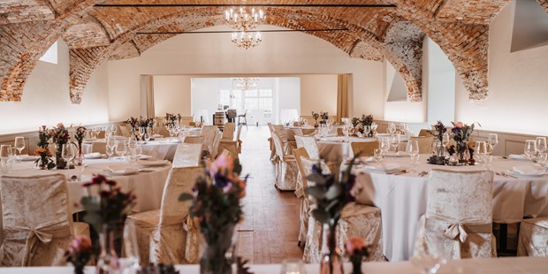 Destination-Wedding - Preisniveau Hochzeitsfeier: keine Angabe - Süd & West Steiermark - Schloss Gamlitz