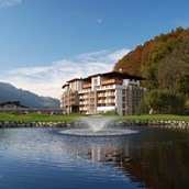 Hochzeitslocation - Das Grand Tirolia in Kitzbühel im Sommer. - Grand Tirolia Hotel Kitzbuhel, Curio Collection by Hilton