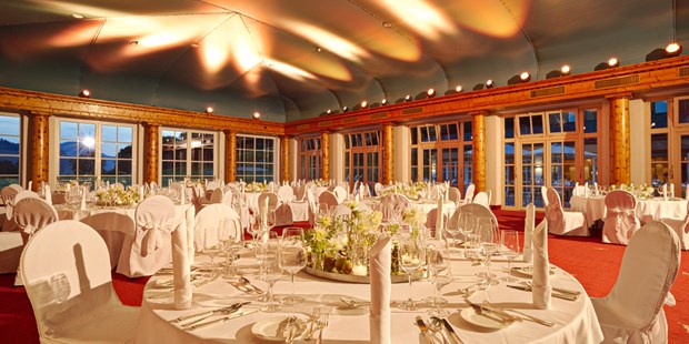 Destination-Wedding - Preisniveau Hochzeitsfeier: €€€ - Tirol - Hochzeit im Atrium - Grand Tirolia Hotel Kitzbuhel, Curio Collection by Hilton