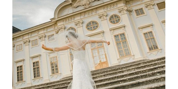 Destination-Wedding - Art der Location: Hotel / Chalet - Feiern Sie Ihre Hochzeit im Schloss Halbturn im Burgenland.
Foto © stillandmotionpictures.com - Schloss Halbturn
