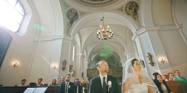 Destination-Wedding - Art der Location: Hotel / Chalet - Die nahegelegene Kirche.
Foto © stillandmotionpictures.com - Schloss Halbturn