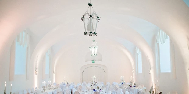 Destination-Wedding - Art der Location: Hotel / Chalet - Der Festsaal des Barockjuwel Schloss Halbturn im Burgenland.
Foto © stillandmotionpictures.com - Schloss Halbturn