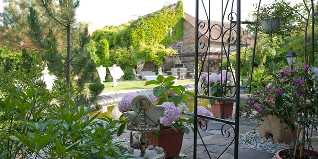 Destination-Wedding - Art der Location: Hotel / Chalet - ART Cafe Tres chic - ehem. Boutique-Hotel TiMiMoo Bürgerhaus