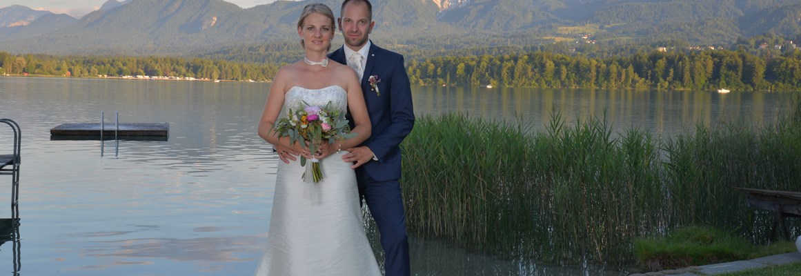 Hochzeitslocation: eine wunderschöne Kulisse bietet der Faaker See mit dem Mittagskogel - Hotel Pension Melcher