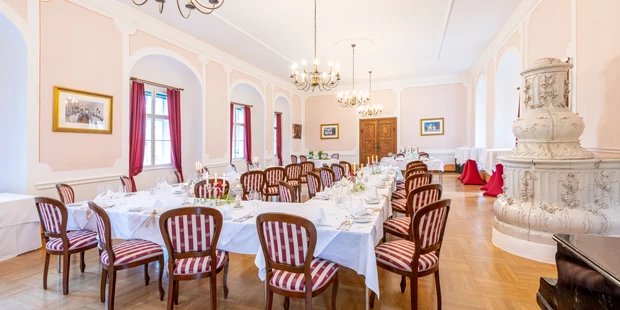 Destination-Wedding - Art der Location: Hotel / Chalet - Schlosshotel Rosenau