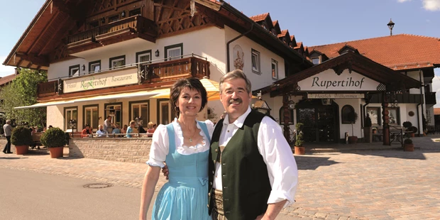 Destination-Wedding - Art der Location: Hotel / Chalet - Hotel Rupertihof in Ainring - ca. 5km von Freilassing entfernt, mit den Wirtsleuten Eva-Maria & Thomas Berger - Hotel Rupertihof