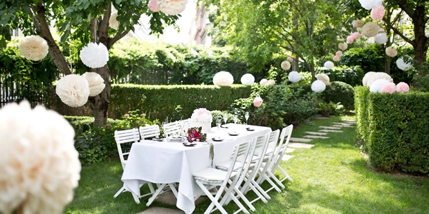 Destination-Wedding - Art der Location: Hotel / Chalet - Garten - Palais Coburg Residenz