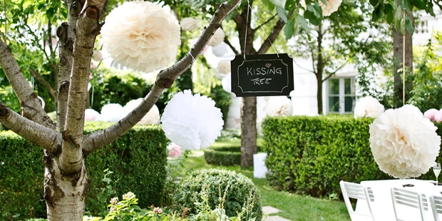 Destination-Wedding - Art der Location: Hotel / Chalet - Garten - Palais Coburg Residenz