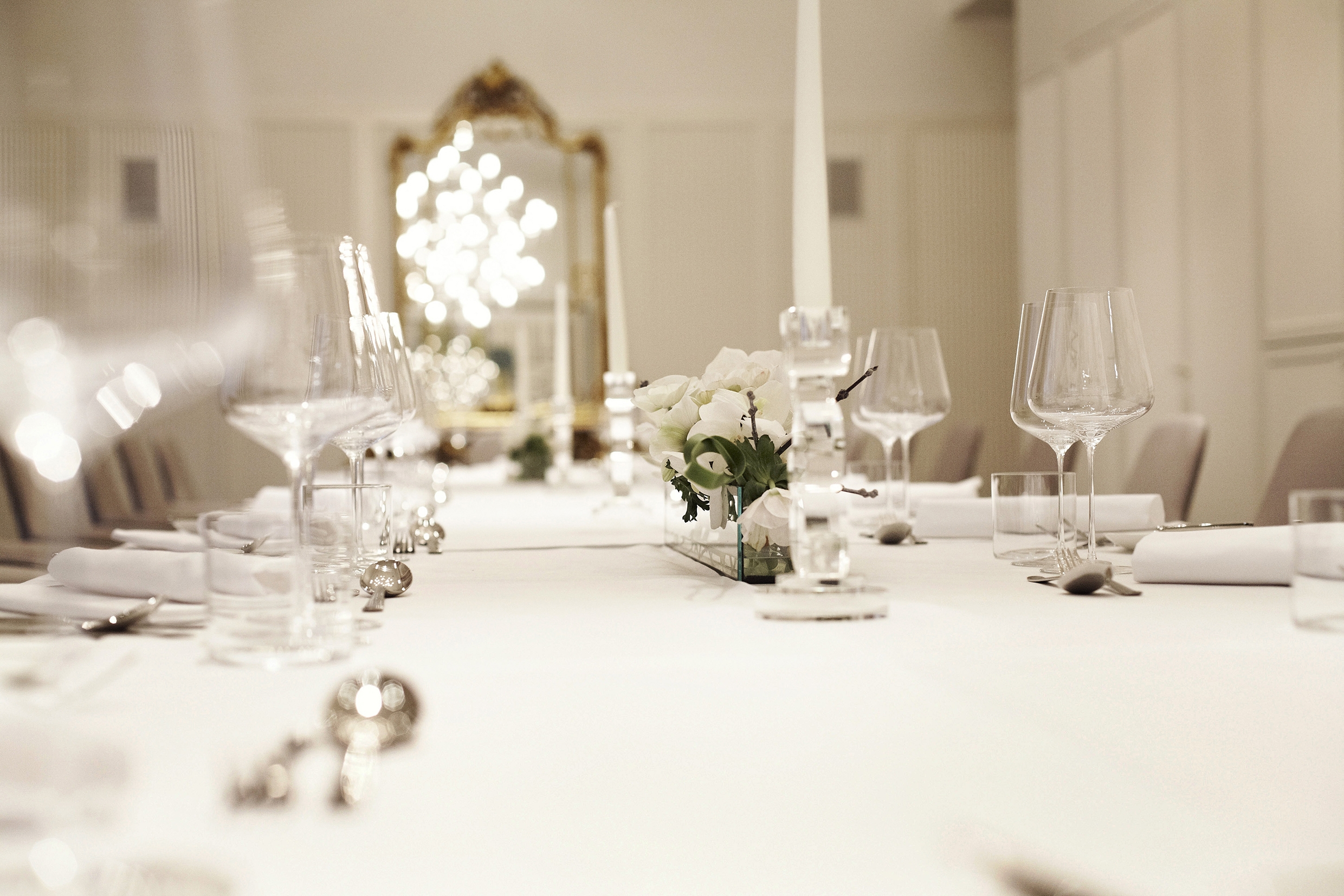 Hochzeitslocation: Stilvoll heiraten in intimer Atmosphäre: Le Salon im Sans Souci Wien - Hotel Sans Souci Wien