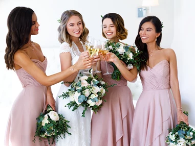 Hochzeitslocation: Das perfekte Ambiente für Haare, Make-up und ein Gläschen mit den besten Freundinnen bevor es losgeht. - Hotel Sans Souci Wien