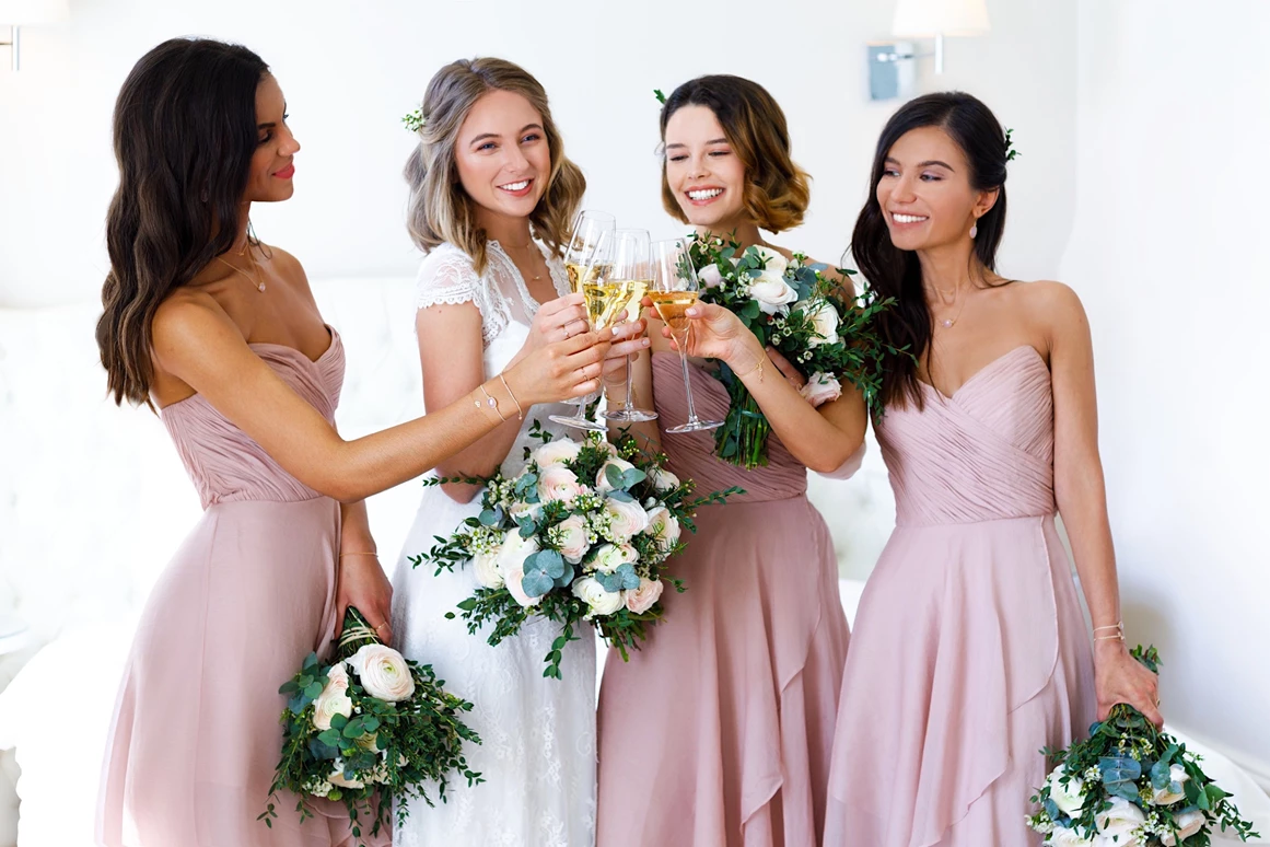 Hochzeitslocation: Das perfekte Ambiente für Haare, Make-up und ein Gläschen mit den besten Freundinnen bevor es losgeht. - Hotel Sans Souci Wien