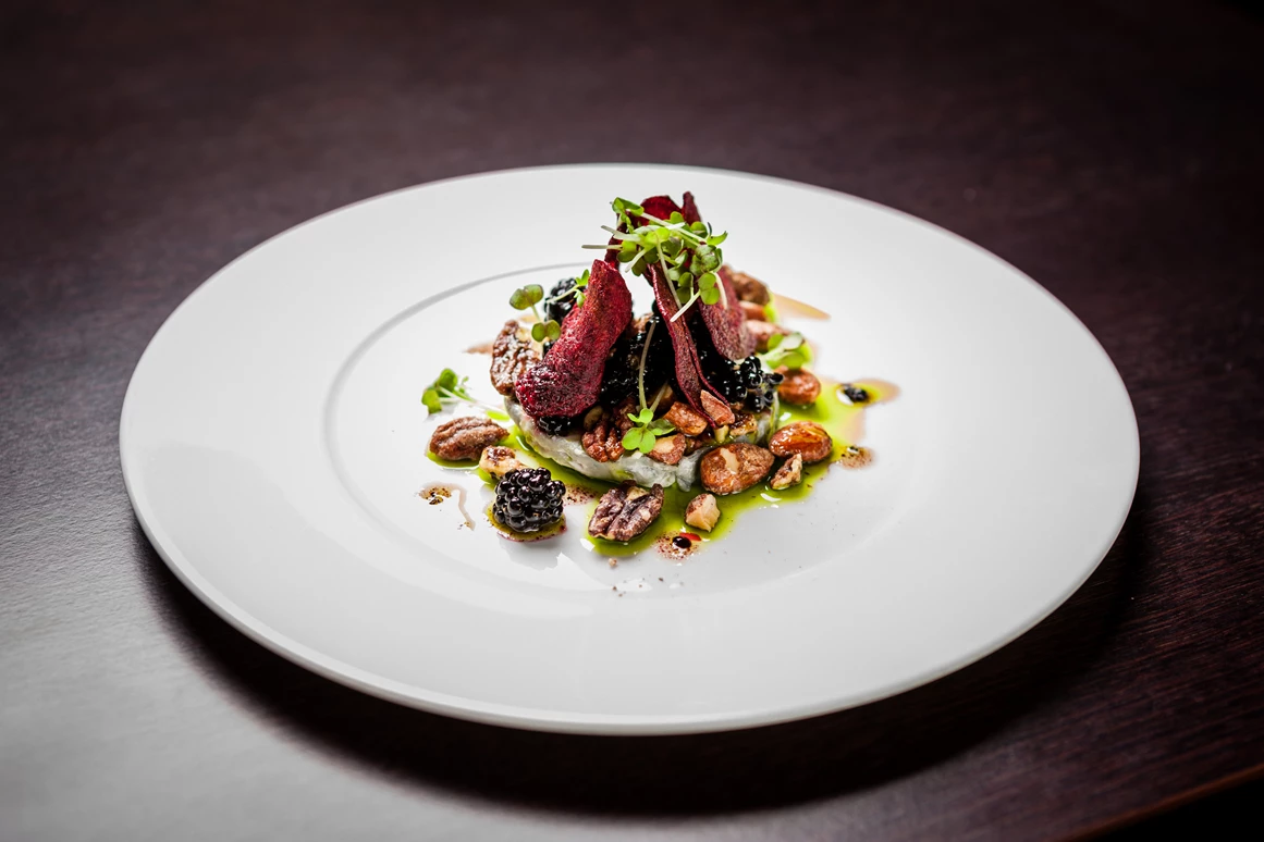 Hochzeitslocation: Kulinarische Highlights aus der Küche des Gourmetrestaurant Veranda für einen unvergesslichen Tag. - Hotel Sans Souci Wien
