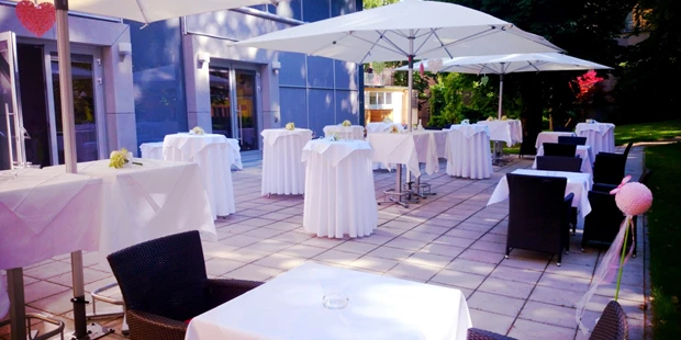Destination-Wedding - Art der Location: Hotel / Chalet - unser eigener Garten - Austria Trend Parkhotel Schönbrunn