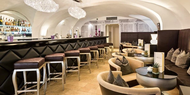 Destination-Wedding - Art der Location: Hotel / Chalet - Café - Radisson Blu Hotel Altstadt 5*