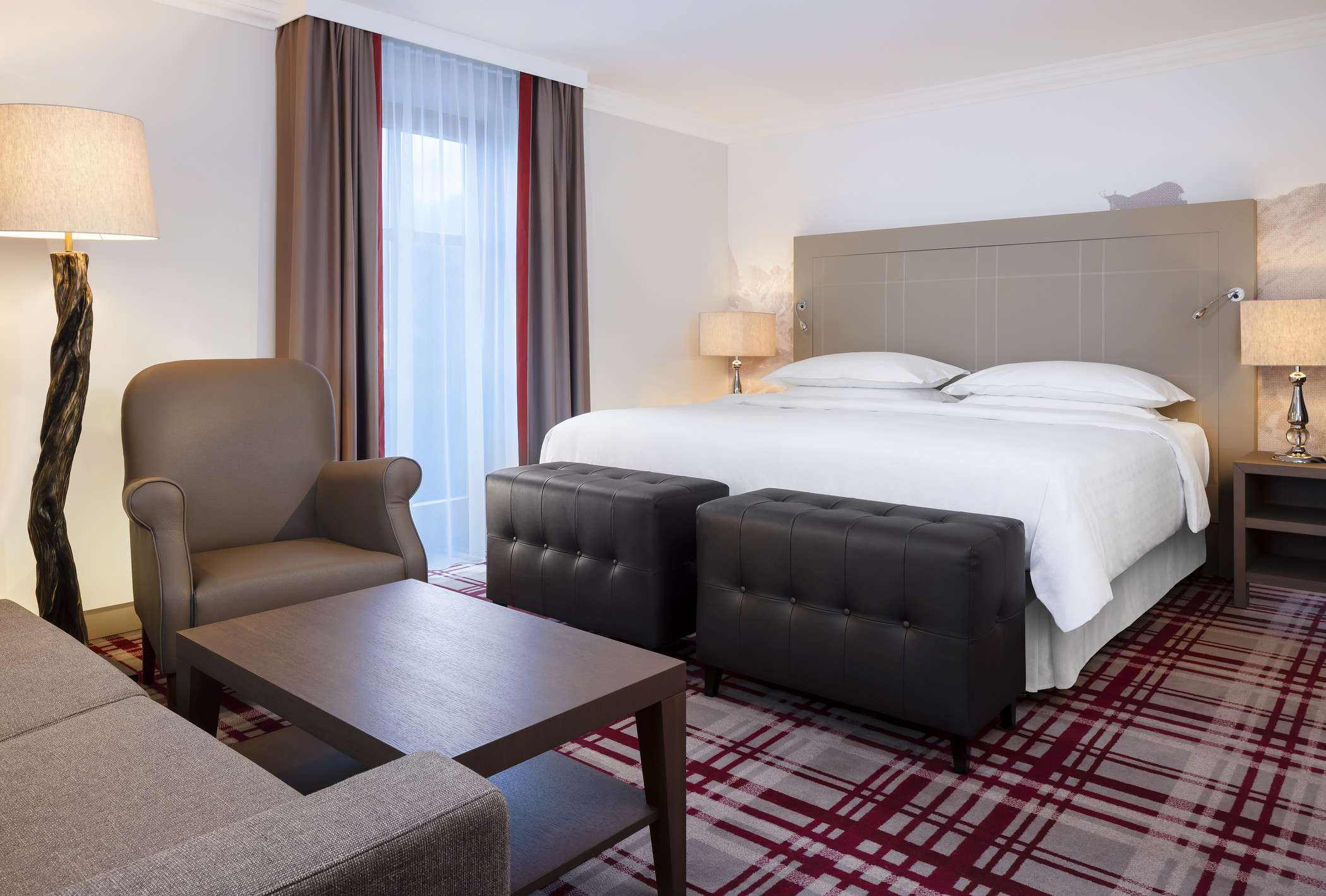 Destination-Wedding - Hunde erlaubt - Österreich - Grand Deluxe Zimmer - Sheraton Fuschlsee-Salzburg Hotel Jagdhof