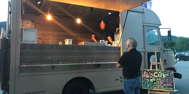 Destination-Wedding - Art der Location: Hotel / Chalet - Food Truck - Hotel Fohnsdorf