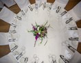 Hochzeitslocation: Runde Tische - Hotel Hofwirt
