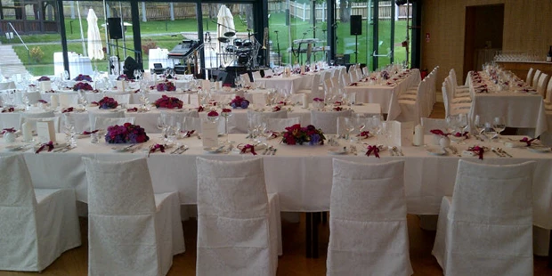 Destination-Wedding - Art der Location: Hotel / Chalet - Fischgrät Muster - Hotel Hofwirt