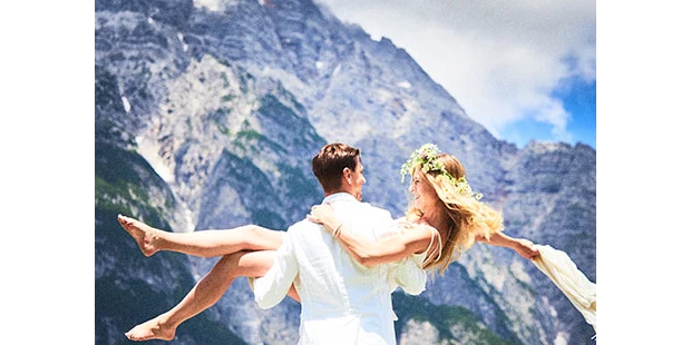 Destination-Wedding - Exklusivität - Salzburg - Hochzeitspaar - AsitzBräu