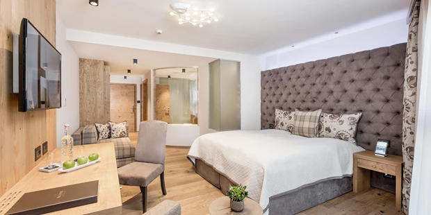 Destination-Wedding - Art der Location: Hotel / Chalet - Alpine . Luxury . Honeymoon - Das Central - Alpine . Luxury . Life