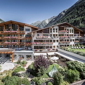 Hochzeitslocation: Das Central - Sommeraufnahme - Das Central - Alpine . Luxury . Life