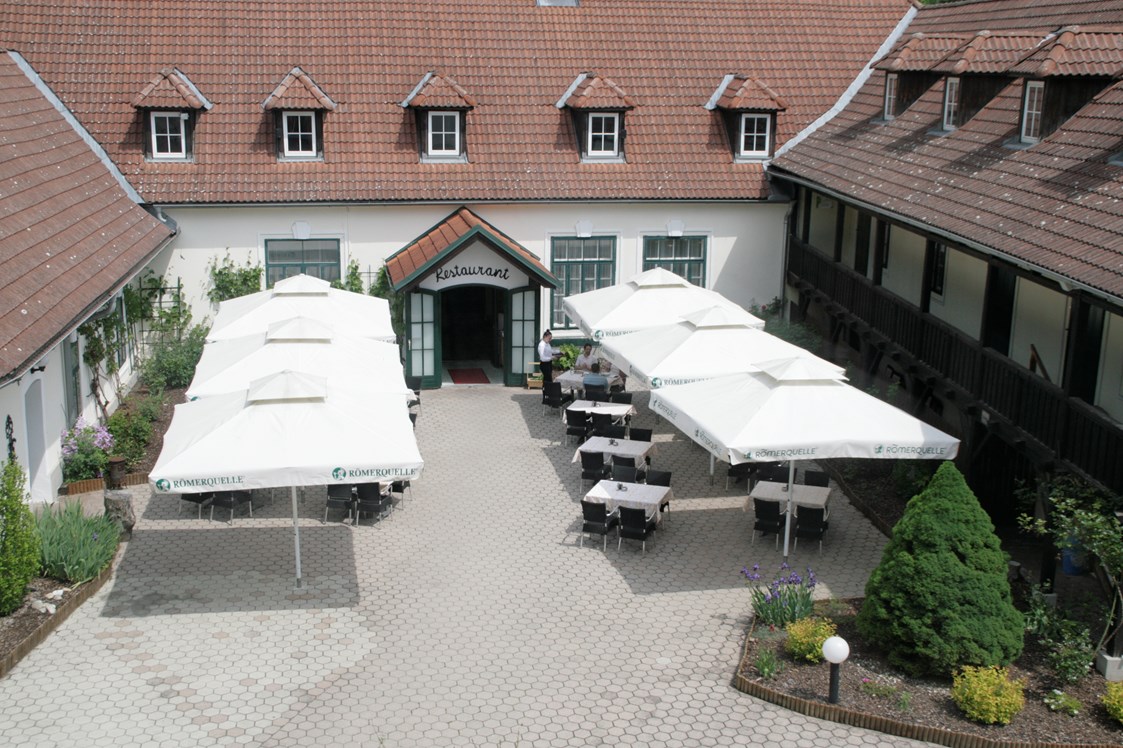 Hochzeitslocation: Der Innenhof unseres Restaurants ist in den Sommermonaten einer der schönsten Plätze im Waldviertel! - Hotel-Restaurant Liebnitzmühle