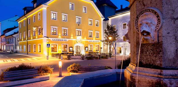 Destination-Wedding - PLZ 5580 (Österreich) - Das Hotel & Restaurant Gambswirt liegt mitten im malerischen Marktzentrum von Tamsweg, nur wenige Schritte vom Standesamt entfernt. - Hotel & Restaurant Gambswirt