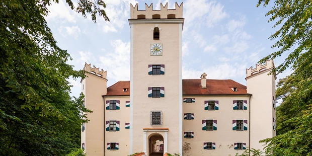 Destination-Wedding - Art der Location: Hotel / Chalet - Schloss Mariakirchen - Schloss Mariakirchen