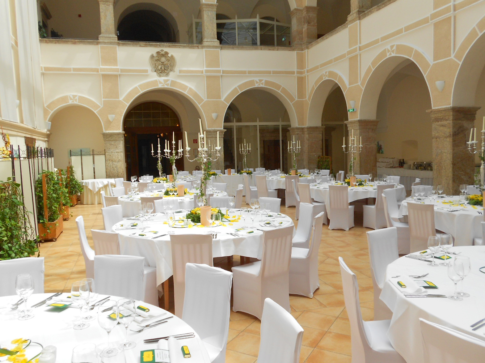 Hochzeitslocation: JUFA Hotel Schloss Röthelstein/Admont***