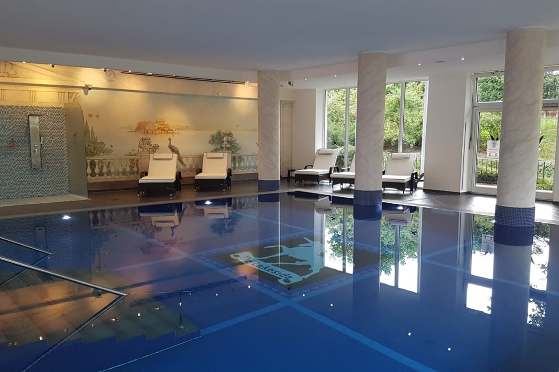 Hochzeitslocation: Griechisch-römisches Schwimmbad - The Lakeside Burghotel zu Strausberg